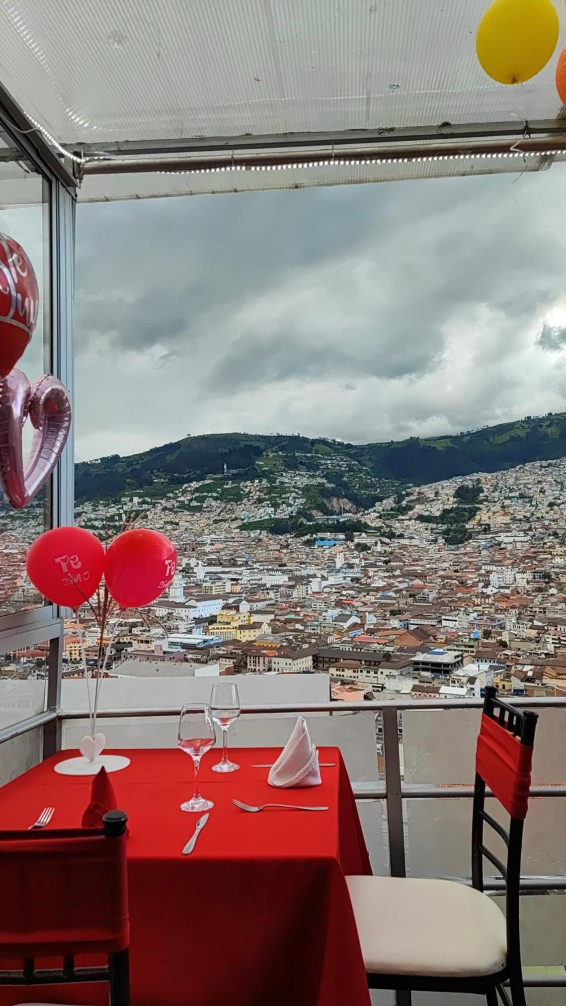 Luna Quitena Hotel Quito Eksteriør billede